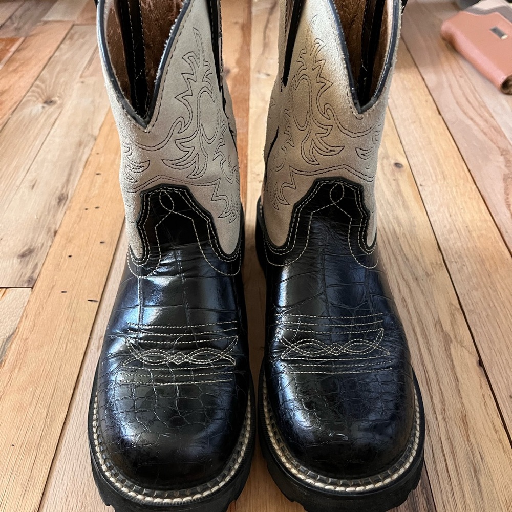Ariat Black and Tan Fatbaby Cowboy Boots